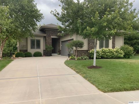 Photo of 1514 S 198th Avenue, Omaha, NE 68130 (MLS # 22609655)