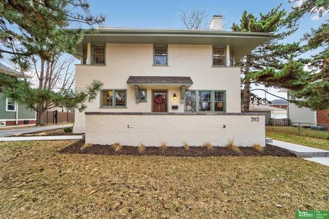 Photo of 5115 Davenport Street, Omaha, NE 68132 (MLS # 22607134)