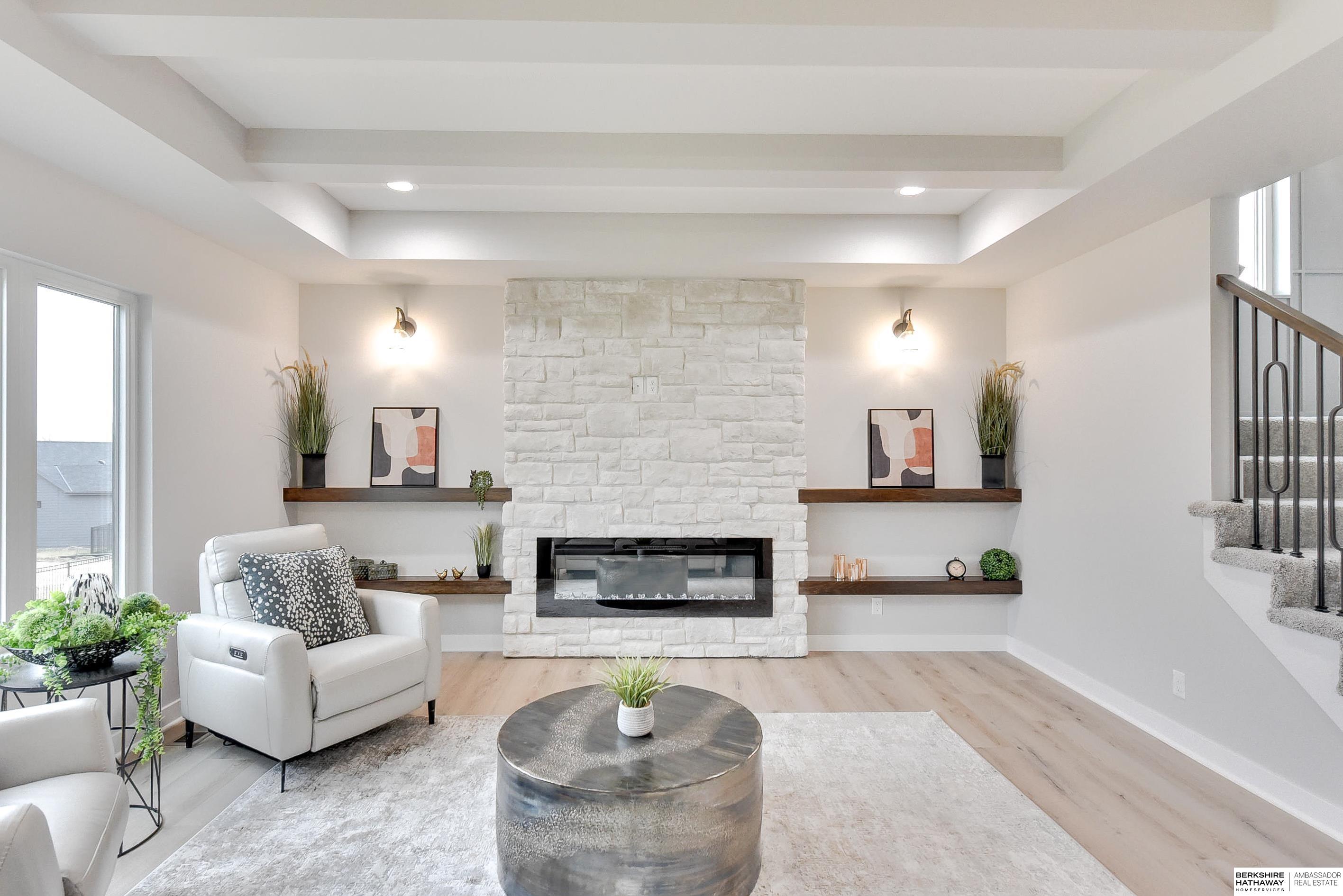 Elkhorn, Nebraska 68022, United States, 4 Bedrooms Bedrooms, ,3 BathroomsBathrooms,Residential,Active,23368