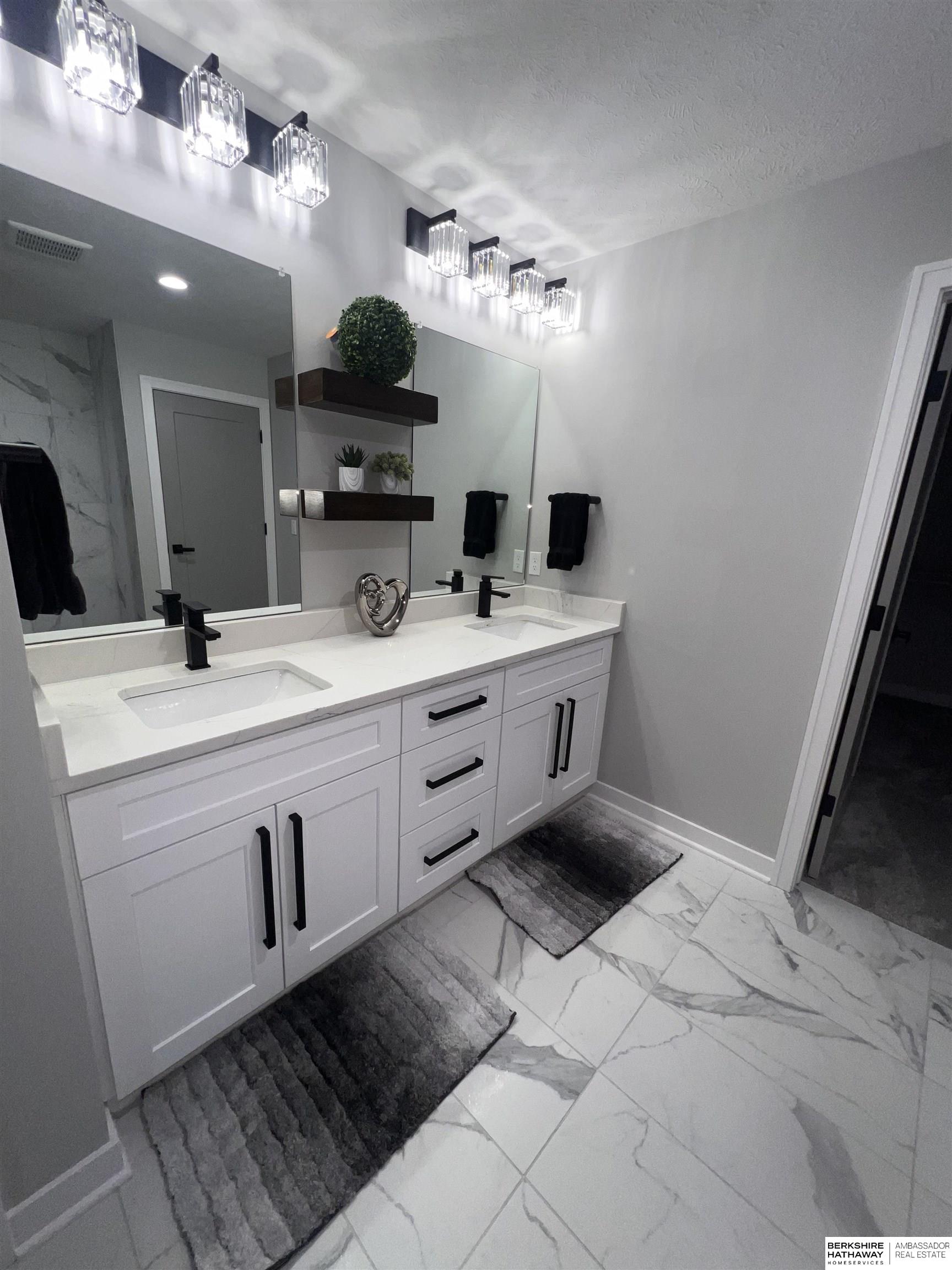 Elkhorn, Nebraska 68022, United States, 4 Bedrooms Bedrooms, ,3 BathroomsBathrooms,Residential,Active,23368