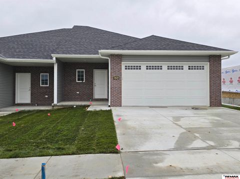 Photo of 5829 S 94th Street, Lincoln, NE 68526 (MLS # 22601478)