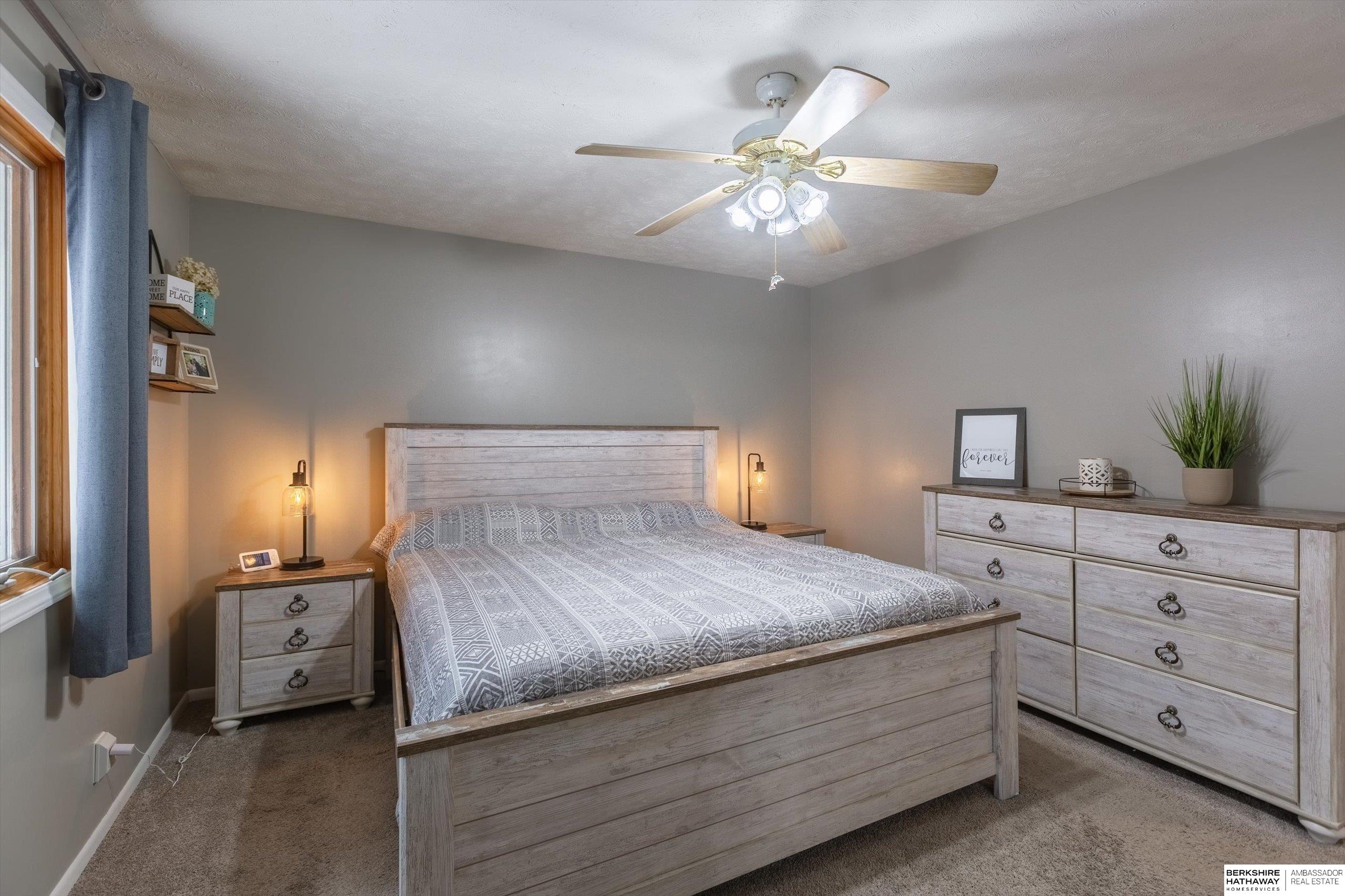 Omaha, Nebraska 68144, United States, 3 Bedrooms Bedrooms, ,2 BathroomsBathrooms,Residential,Pending,203975