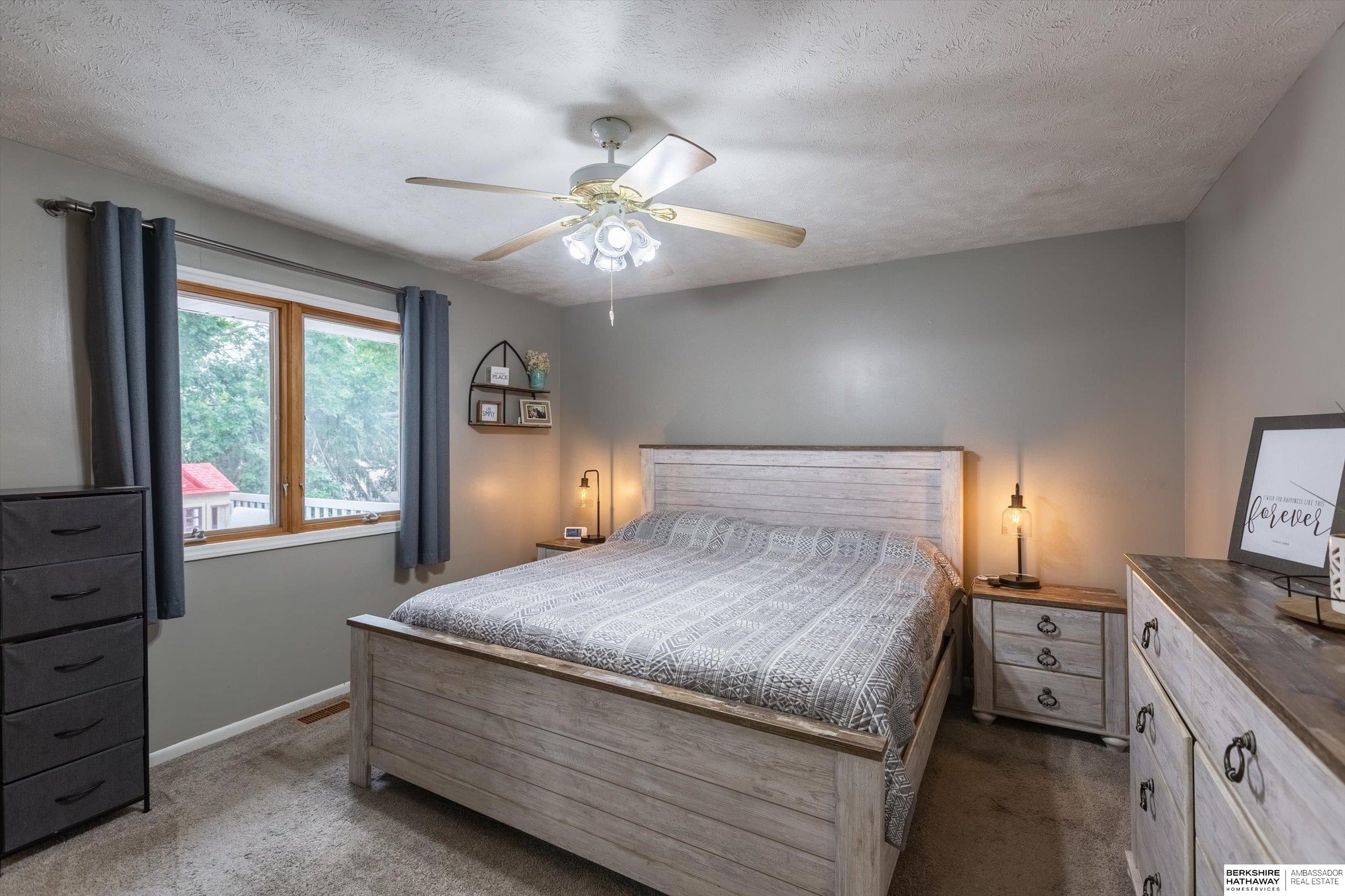 Omaha, Nebraska 68144, United States, 3 Bedrooms Bedrooms, ,2 BathroomsBathrooms,Residential,Pending,203975