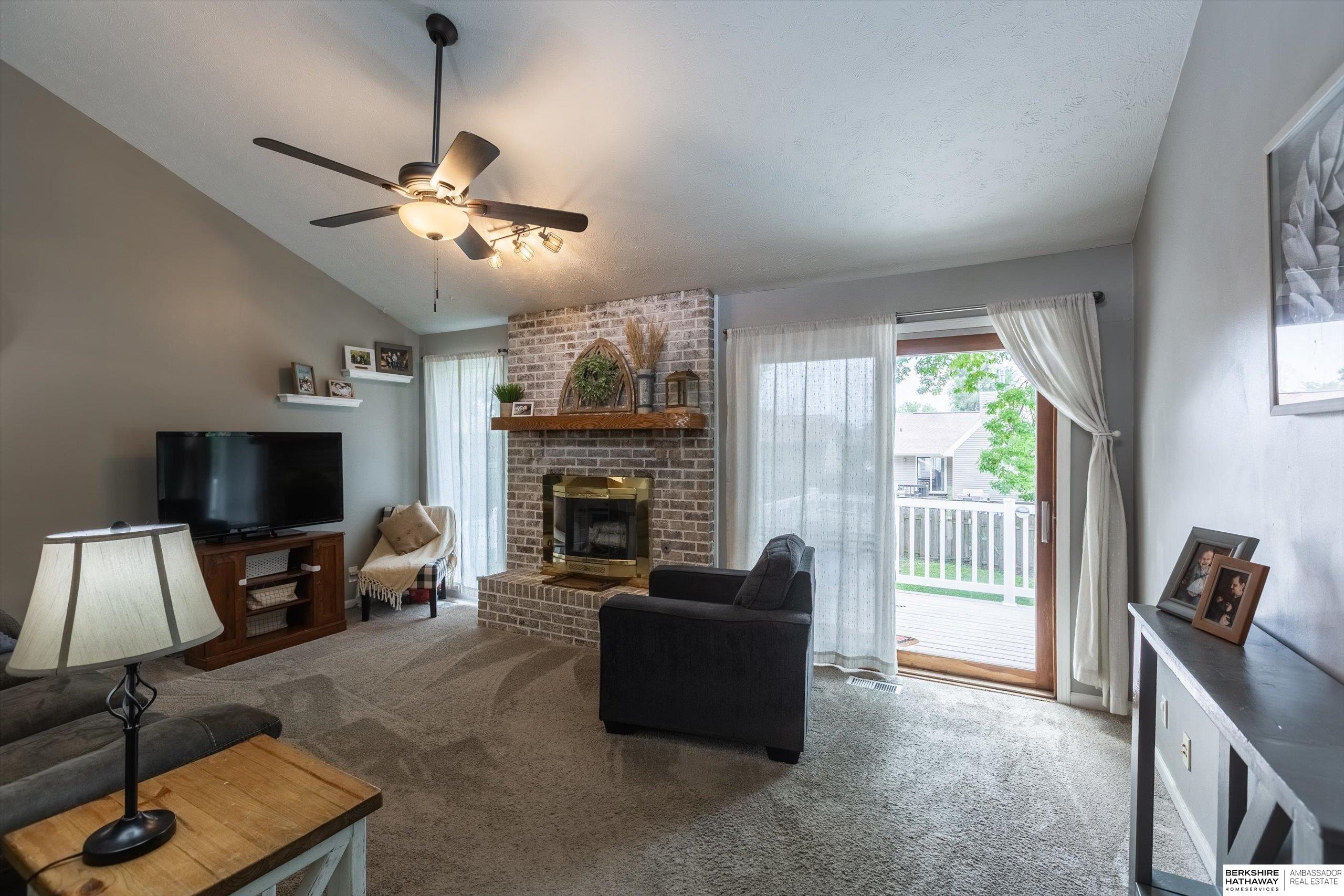 Omaha, Nebraska 68144, United States, 3 Bedrooms Bedrooms, ,2 BathroomsBathrooms,Residential,Pending,203975