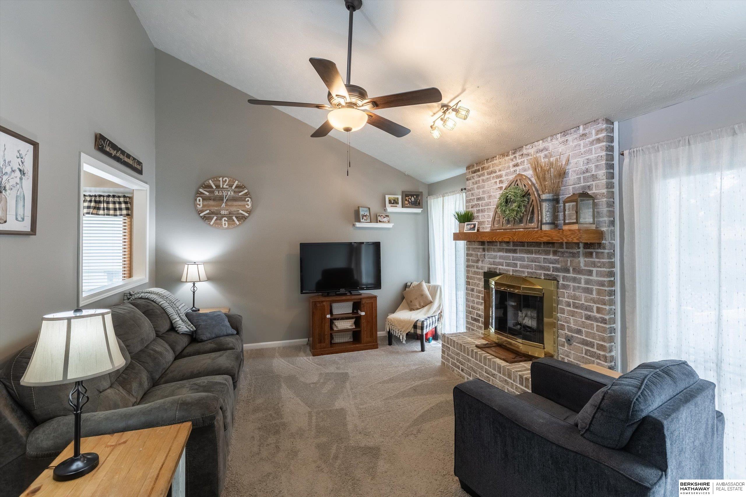 Omaha, Nebraska 68144, United States, 3 Bedrooms Bedrooms, ,2 BathroomsBathrooms,Residential,Pending,203975