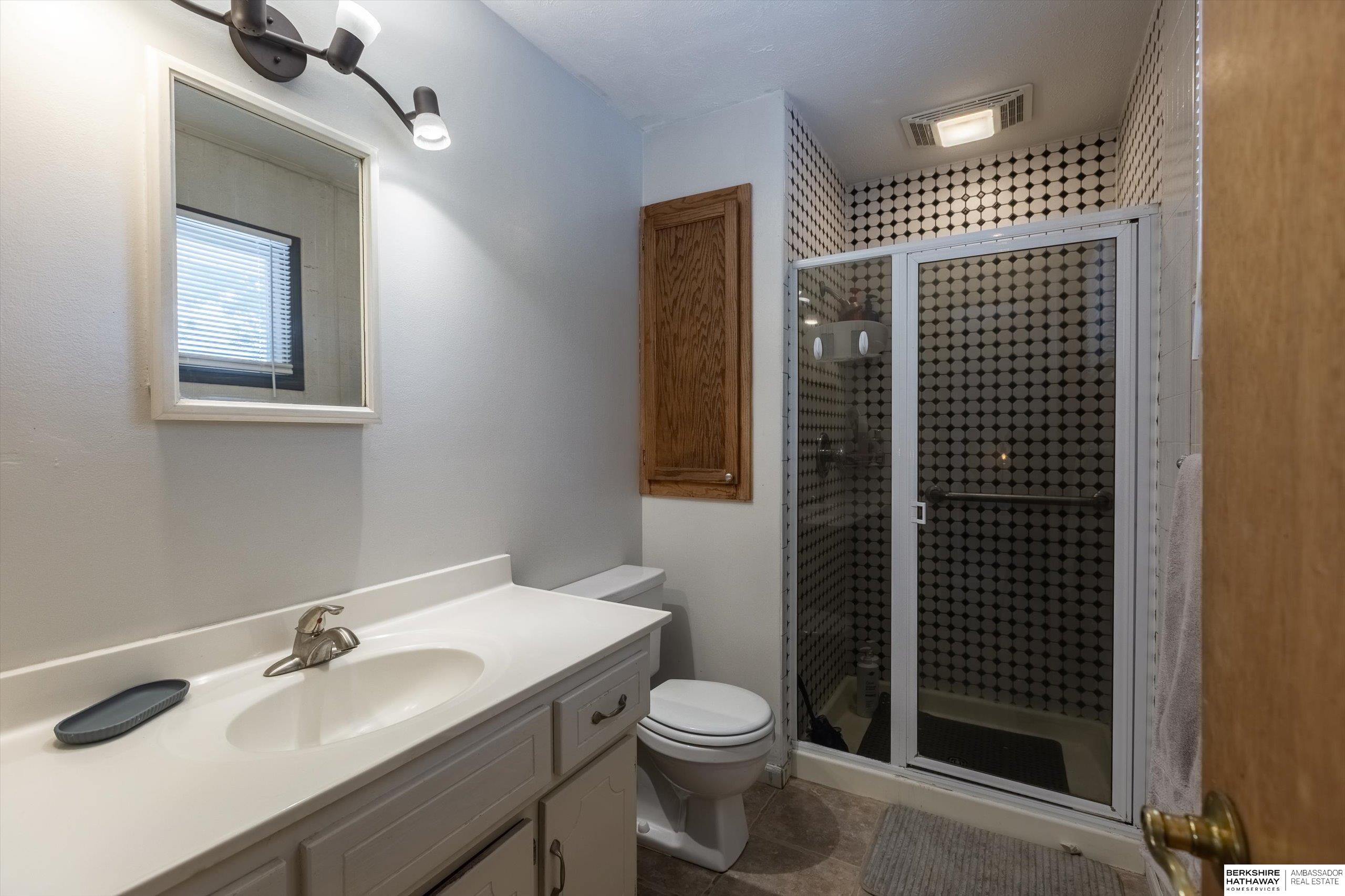 Omaha, Nebraska 68144, United States, 3 Bedrooms Bedrooms, ,2 BathroomsBathrooms,Residential,Pending,203975