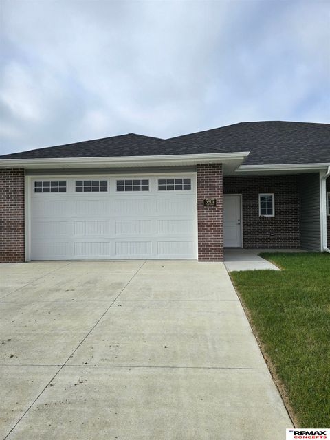 Photo of 5807 S 94th Street, Lincoln, NE 68526 (MLS # 22601476)