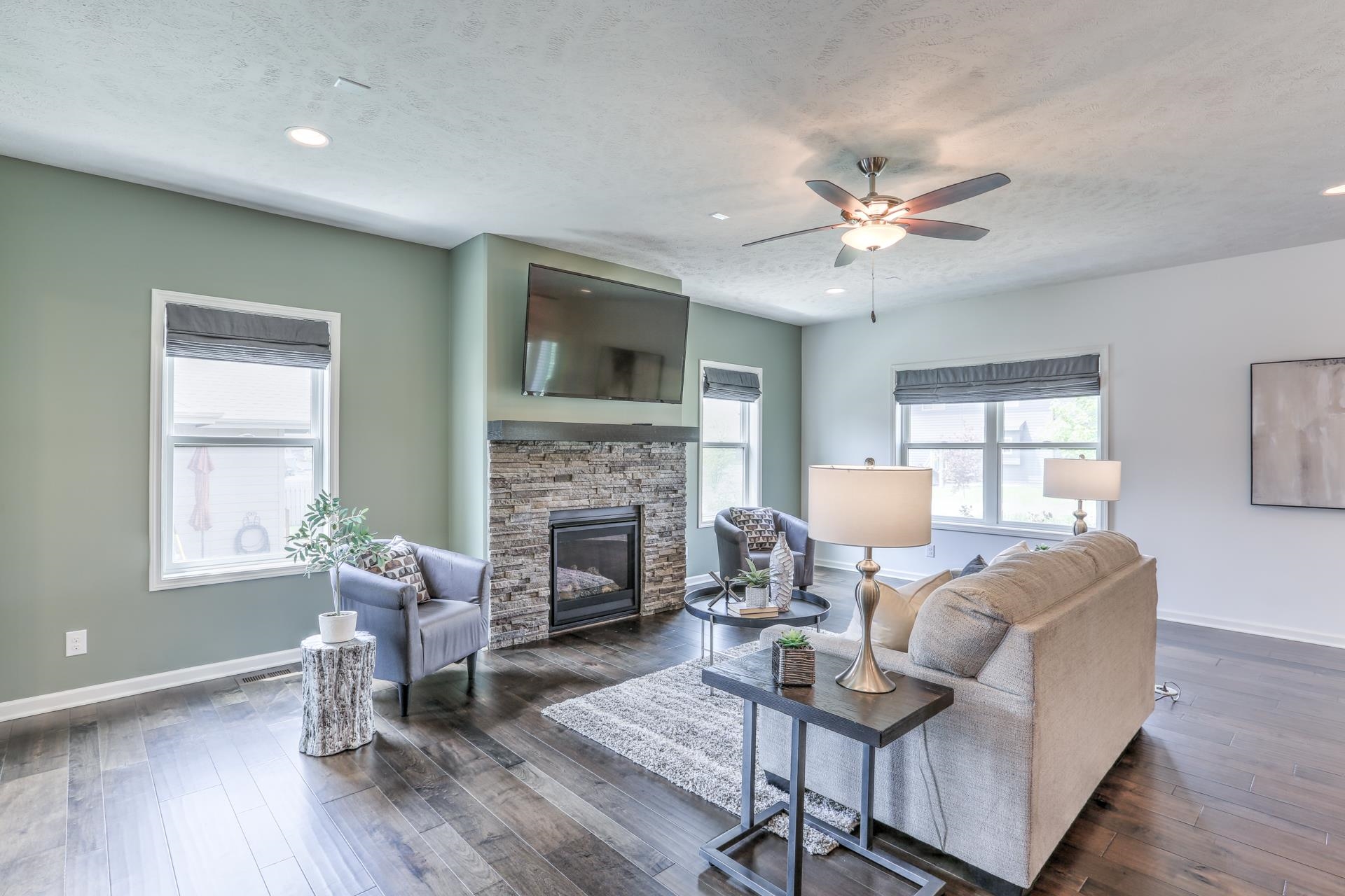 Gretna, Nebraska 68028, United States, 4 Bedrooms Bedrooms, ,3 BathroomsBathrooms,Residential,Active,169502