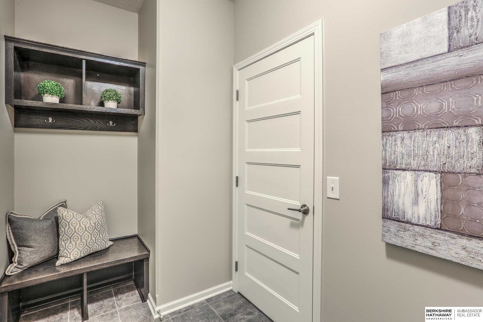 Gretna, Nebraska 68028, United States, 4 Bedrooms Bedrooms, ,3 BathroomsBathrooms,Residential,Active,169502