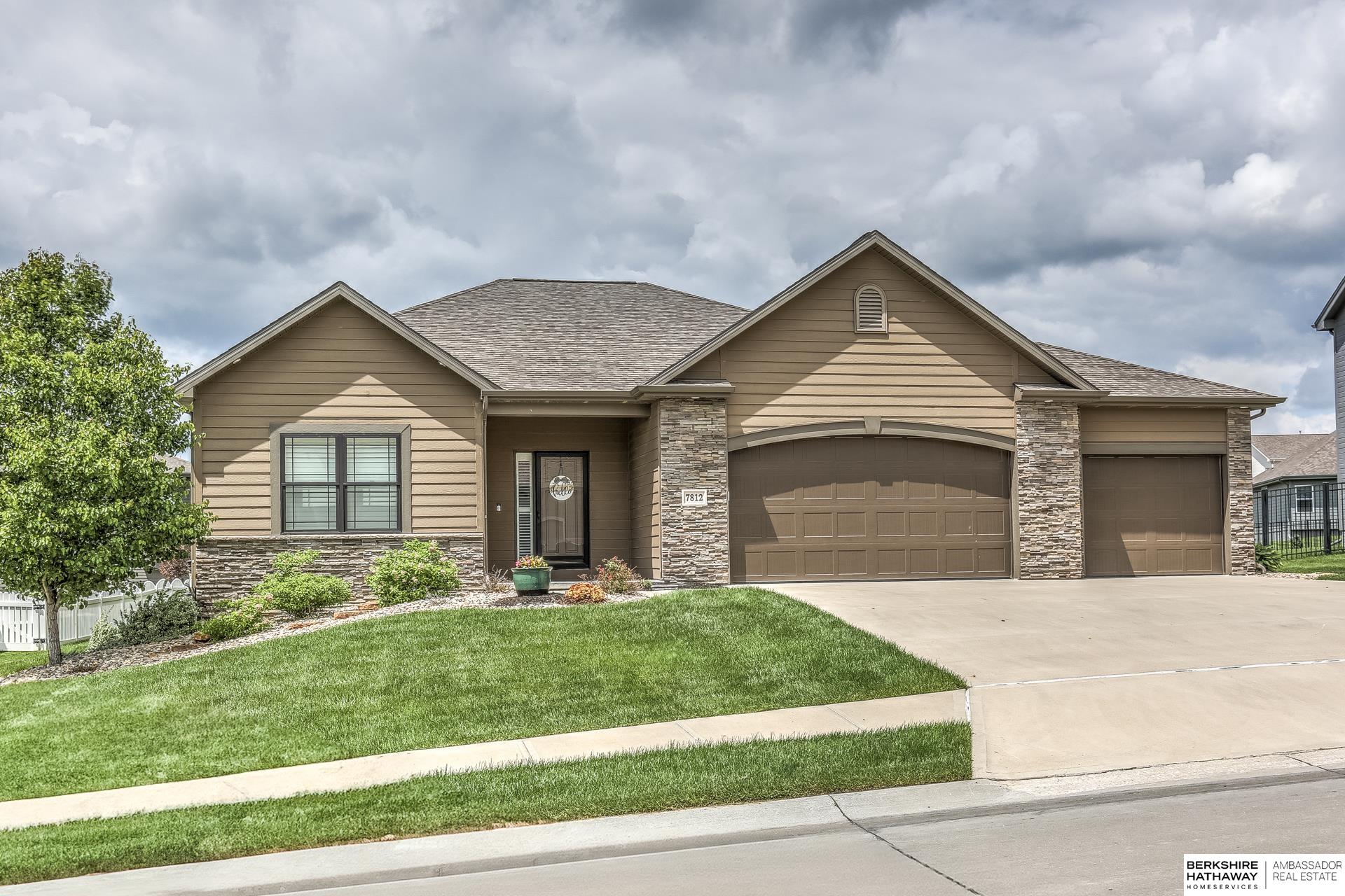 Gretna, Nebraska 68028, United States, 4 Bedrooms Bedrooms, ,3 BathroomsBathrooms,Residential,Active,169502 Gretna, Nebraska 68028, United States, 4 Bedrooms Bedrooms, ,3 BathroomsBathrooms,Residential,Active,169502