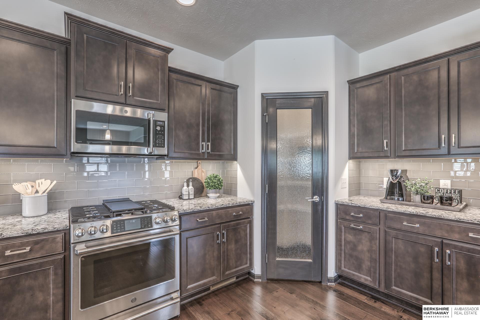 Gretna, Nebraska 68028, United States, 4 Bedrooms Bedrooms, ,3 BathroomsBathrooms,Residential,Active,169502