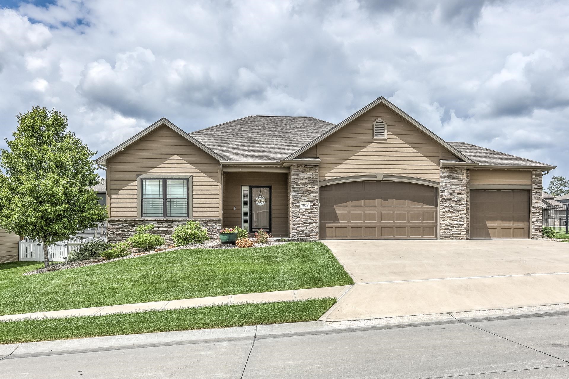 Gretna, Nebraska 68028, United States, 4 Bedrooms Bedrooms, ,3 BathroomsBathrooms,Residential,Active,169502