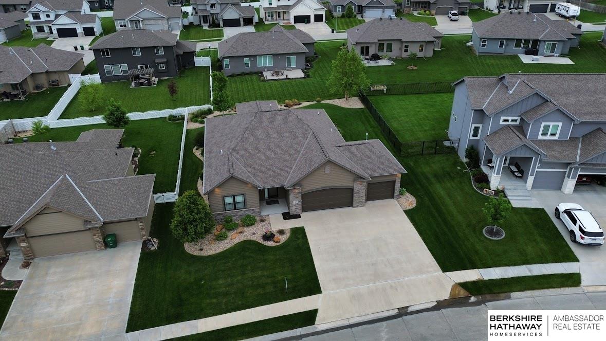 Gretna, Nebraska 68028, United States, 4 Bedrooms Bedrooms, ,3 BathroomsBathrooms,Residential,Active,169502