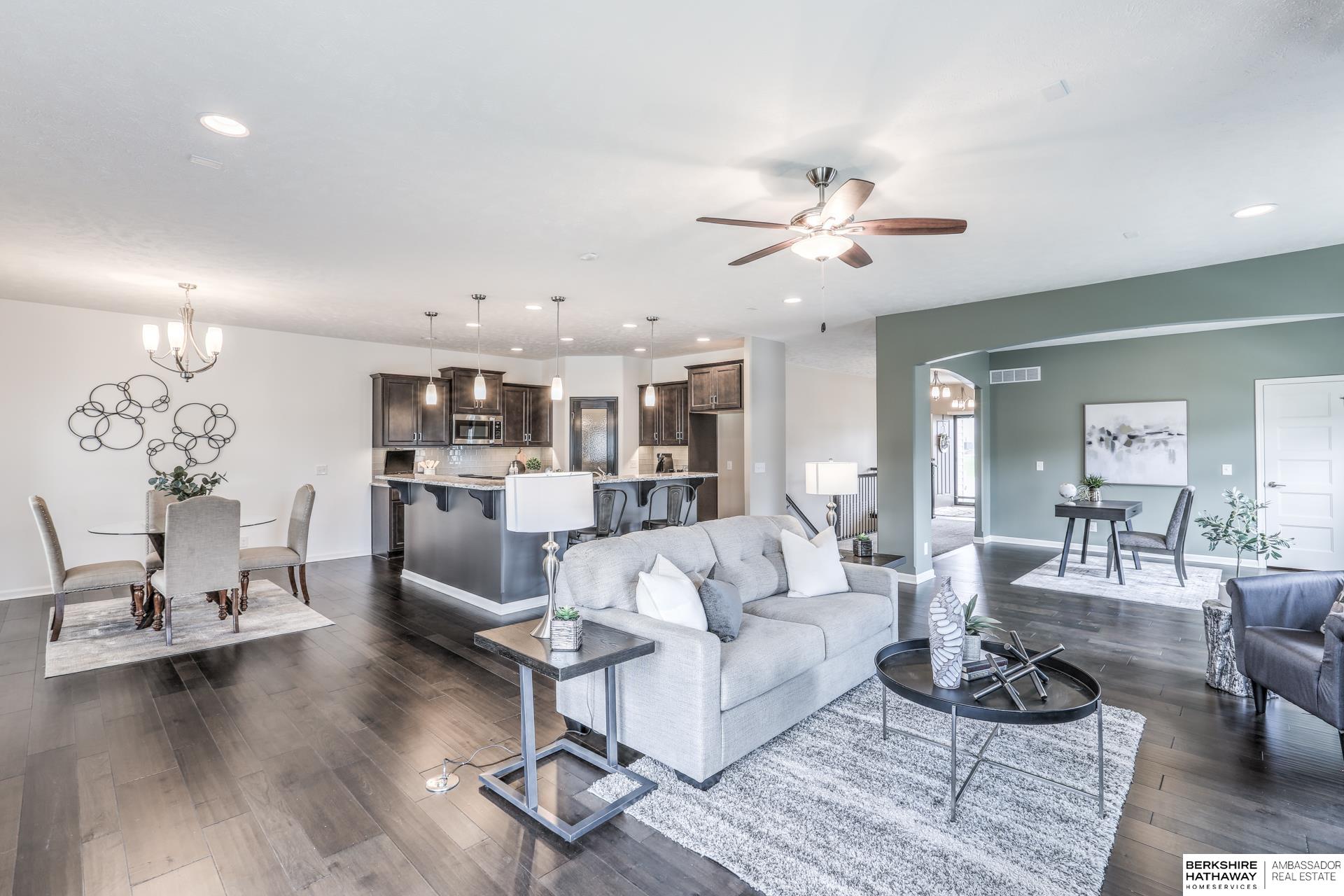 Gretna, Nebraska 68028, United States, 4 Bedrooms Bedrooms, ,3 BathroomsBathrooms,Residential,Active,169502