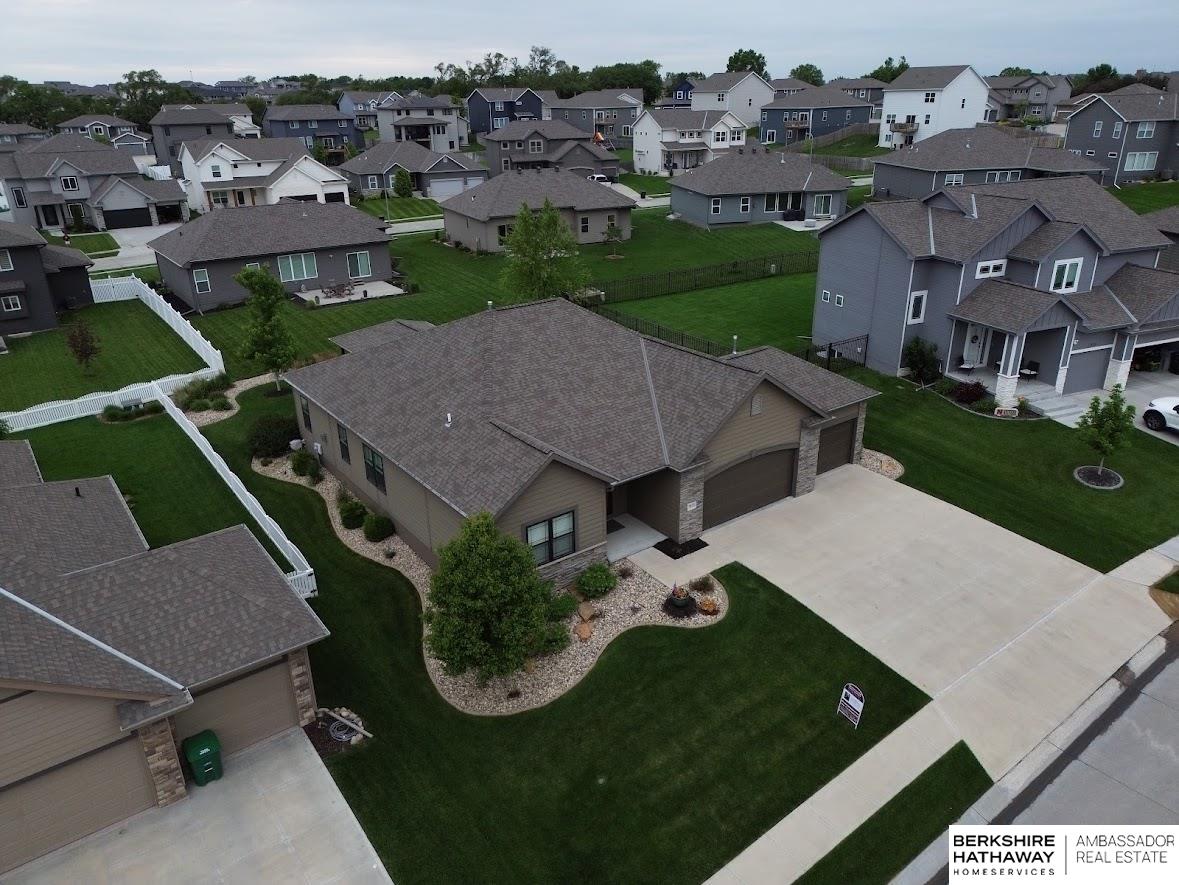 Gretna, Nebraska 68028, United States, 4 Bedrooms Bedrooms, ,3 BathroomsBathrooms,Residential,Active,169502