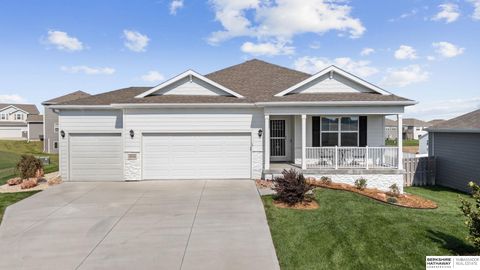 Photo of 4516 Lawnwood Drive, Bellevue, NE 68133 (MLS # 22528016)