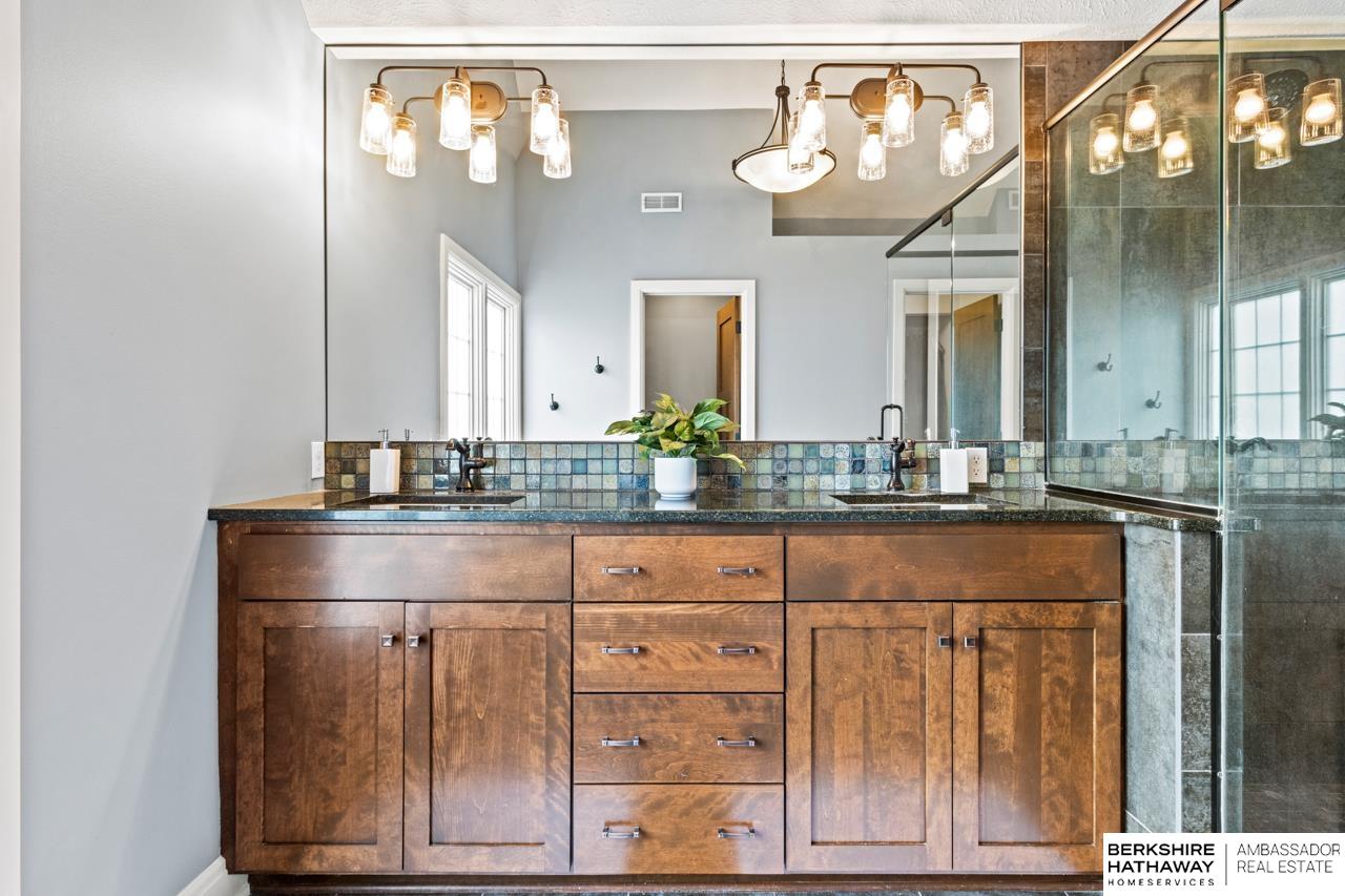 Omaha, Nebraska 68130, United States, 4 Bedrooms Bedrooms, ,4 BathroomsBathrooms,Residential,Active,159816