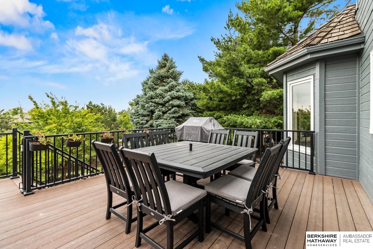 Omaha, Nebraska 68130, United States, 4 Bedrooms Bedrooms, ,4 BathroomsBathrooms,Residential,Active,159816