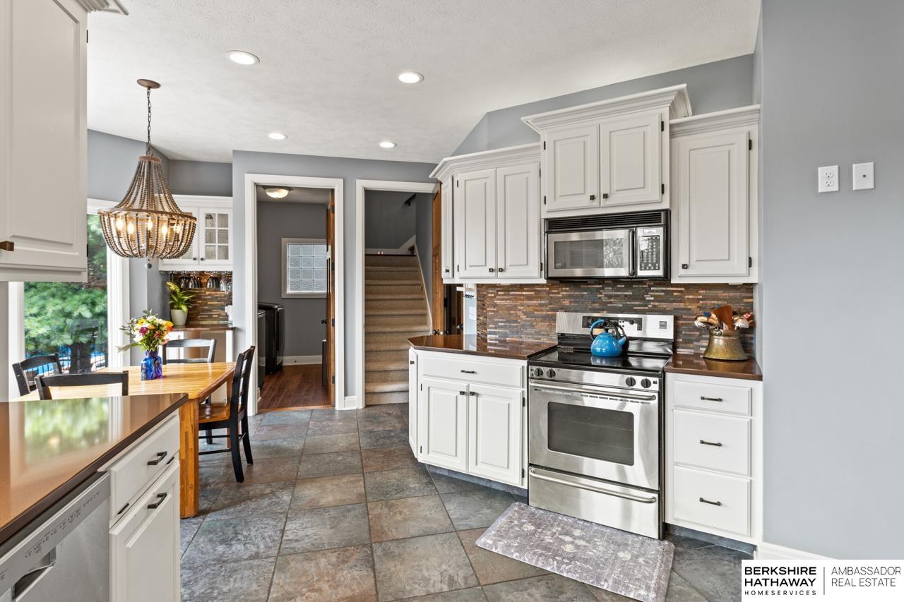 Omaha, Nebraska 68130, United States, 4 Bedrooms Bedrooms, ,4 BathroomsBathrooms,Residential,Active,159816