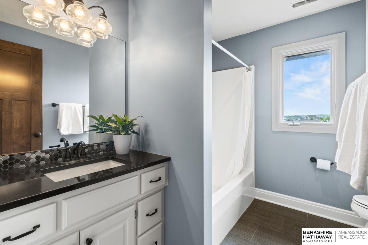 Omaha, Nebraska 68130, United States, 4 Bedrooms Bedrooms, ,4 BathroomsBathrooms,Residential,Active,159816