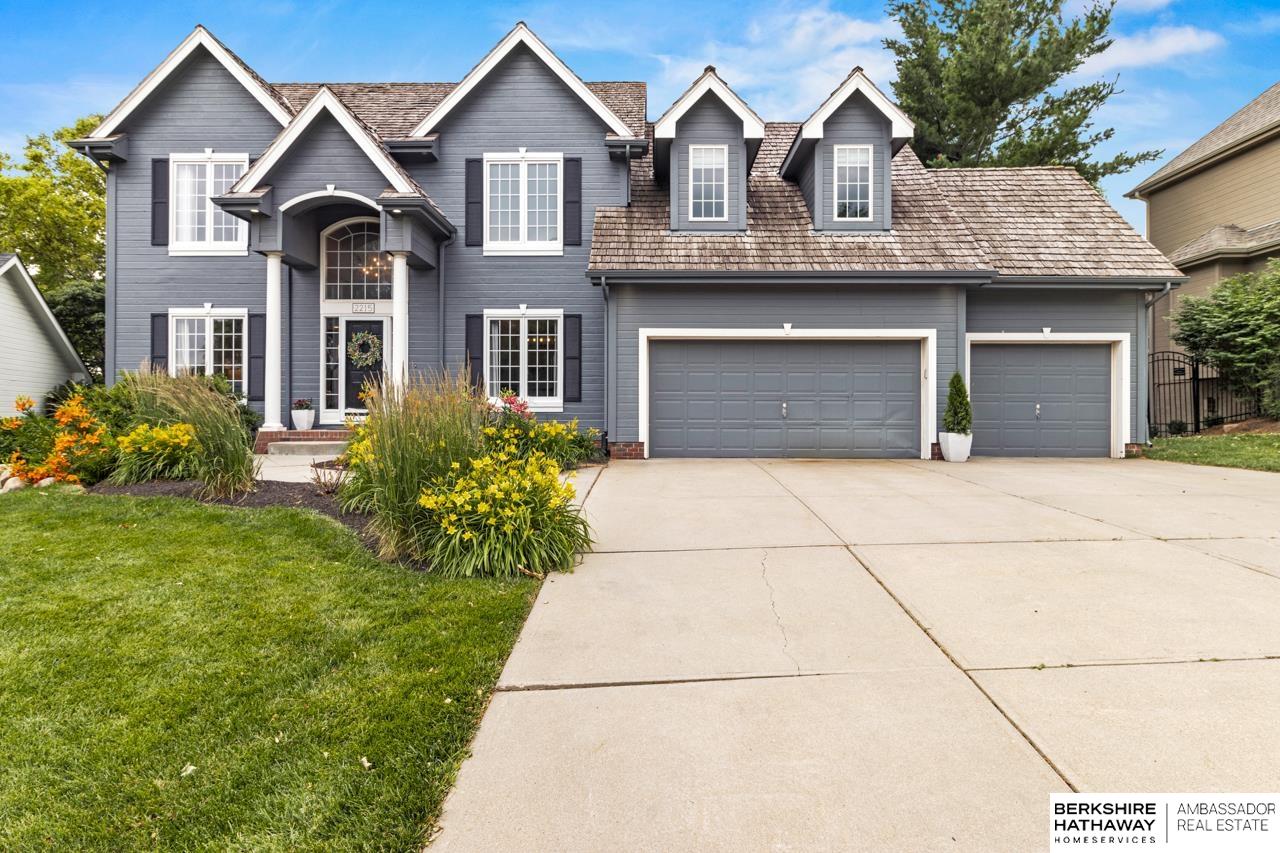 Omaha, Nebraska 68130, United States, 4 Bedrooms Bedrooms, ,4 BathroomsBathrooms,Residential,Active,159816