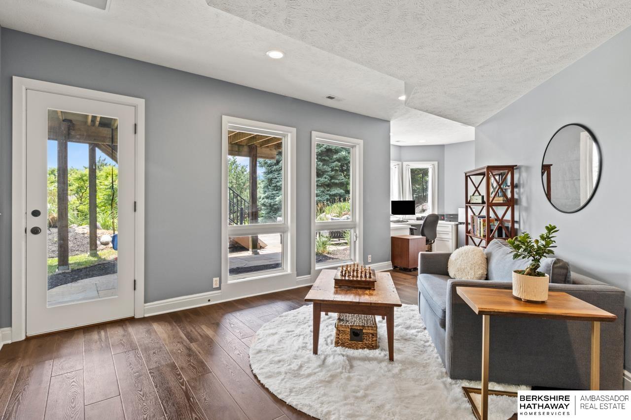 Omaha, Nebraska 68130, United States, 4 Bedrooms Bedrooms, ,4 BathroomsBathrooms,Residential,Active,159816