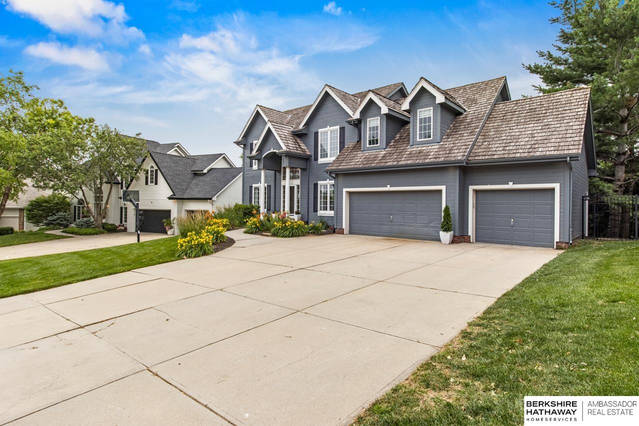 Omaha, Nebraska 68130, United States, 4 Bedrooms Bedrooms, ,4 BathroomsBathrooms,Residential,Active,159816