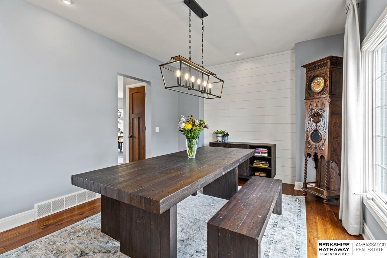 Omaha, Nebraska 68130, United States, 4 Bedrooms Bedrooms, ,4 BathroomsBathrooms,Residential,Active,159816