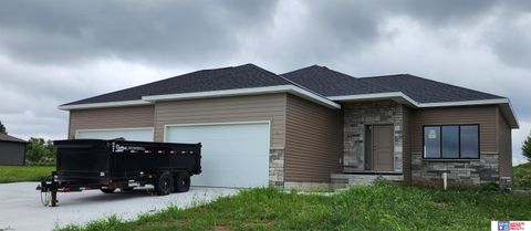 Photo of 401 Half Moon Drive, Lincoln, NE 68527 (MLS # 22534481)