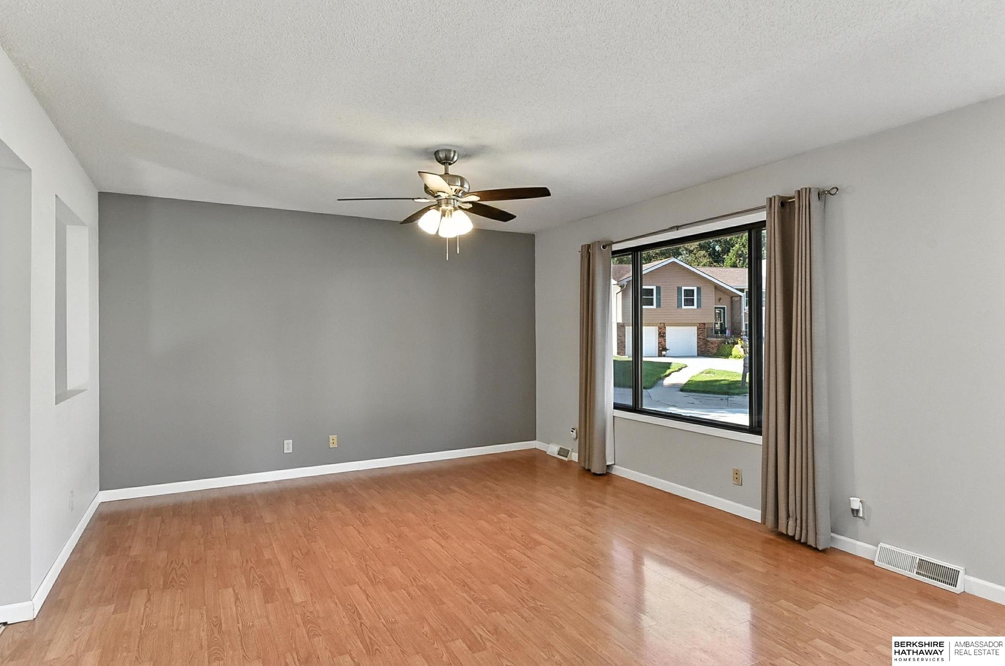 Blair, Nebraska 68008, United States, 2 Bedrooms Bedrooms, ,2 BathroomsBathrooms,Residential,Active,163773