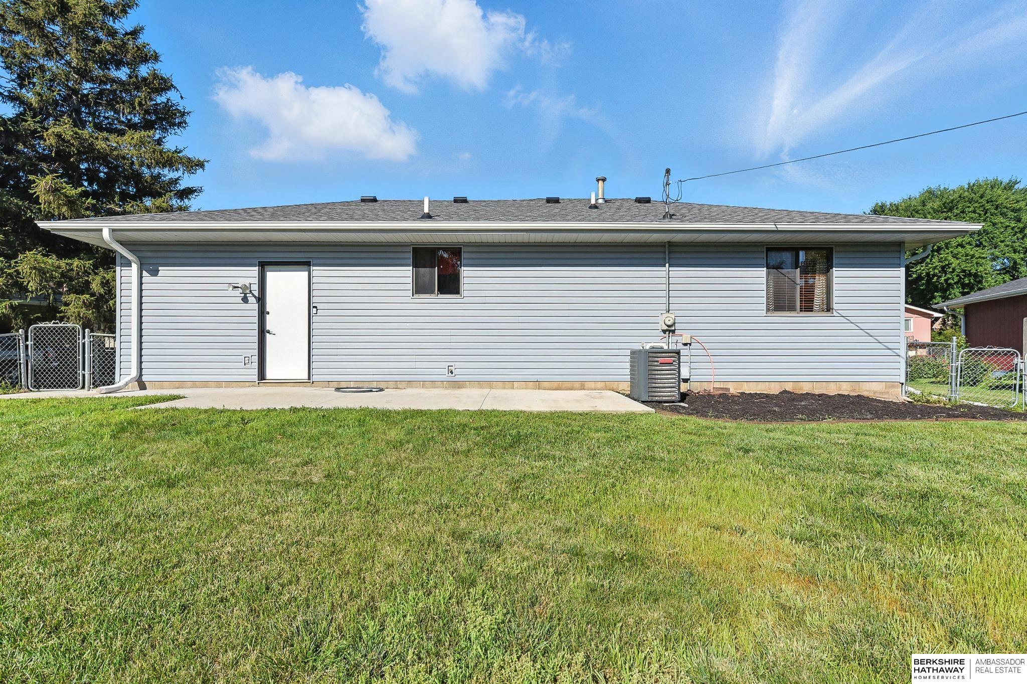 Blair, Nebraska 68008, United States, 2 Bedrooms Bedrooms, ,2 BathroomsBathrooms,Residential,Active,163773