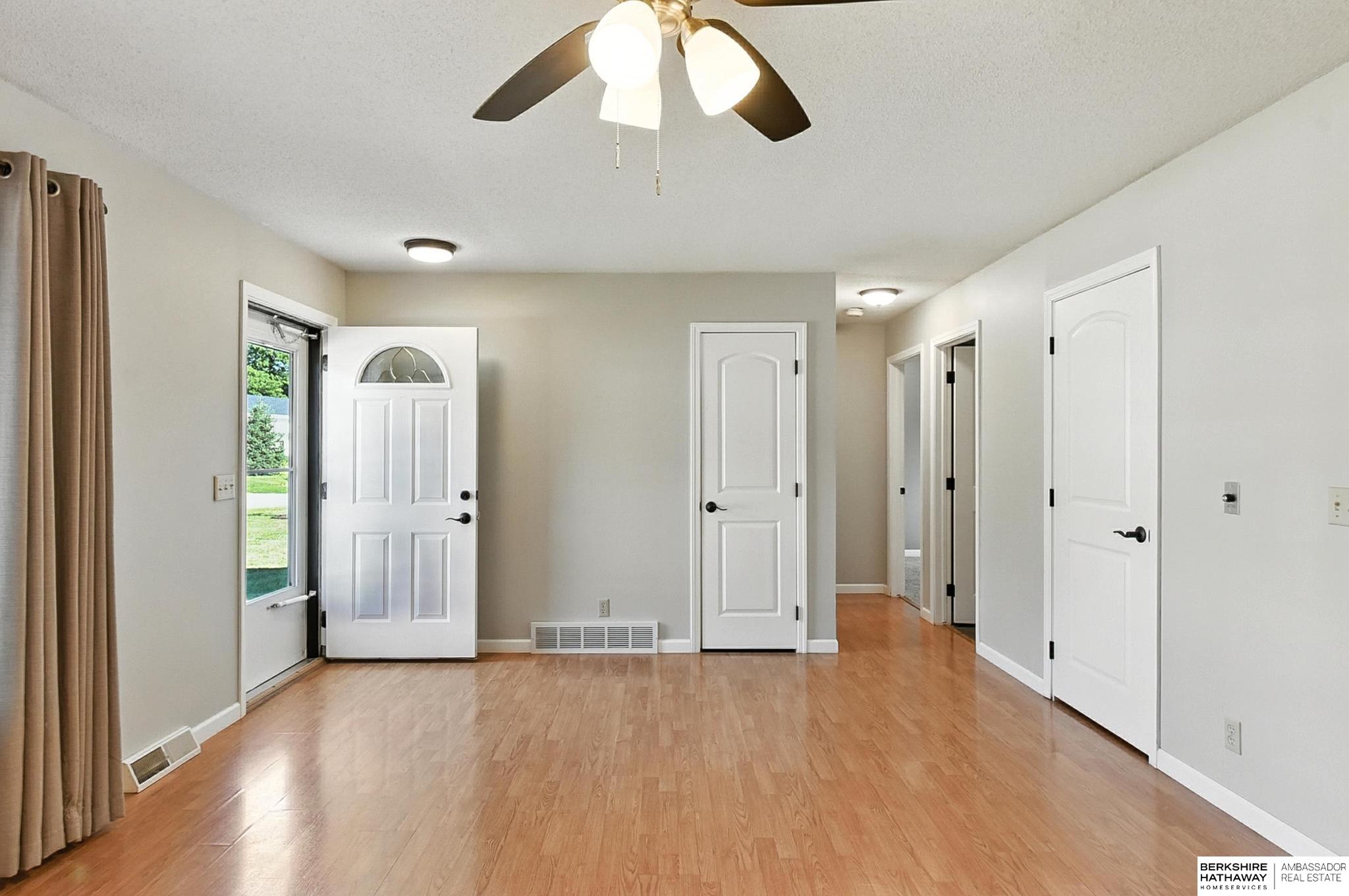 Blair, Nebraska 68008, United States, 2 Bedrooms Bedrooms, ,2 BathroomsBathrooms,Residential,Active,163773