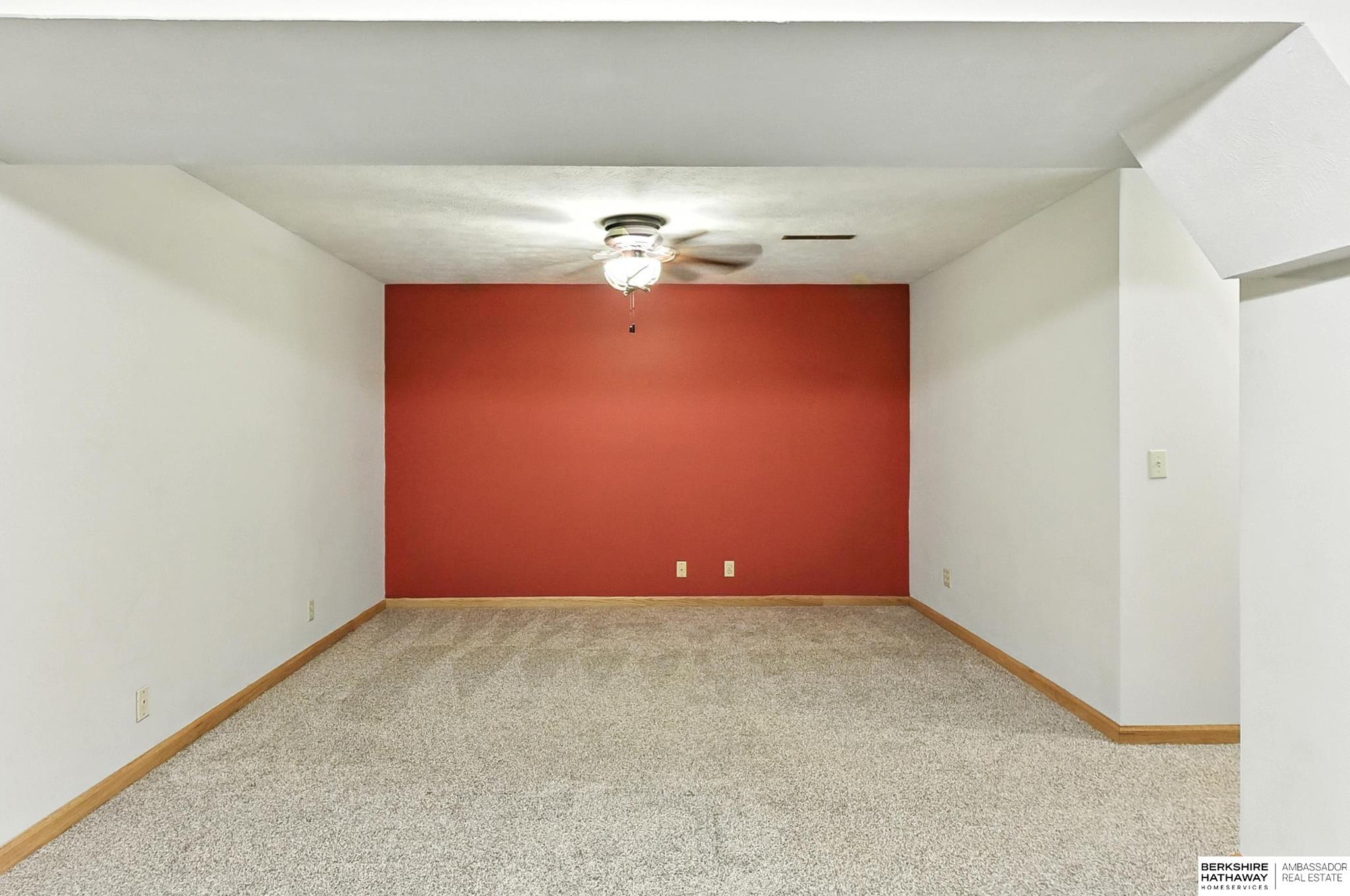 Blair, Nebraska 68008, United States, 2 Bedrooms Bedrooms, ,2 BathroomsBathrooms,Residential,Active,163773