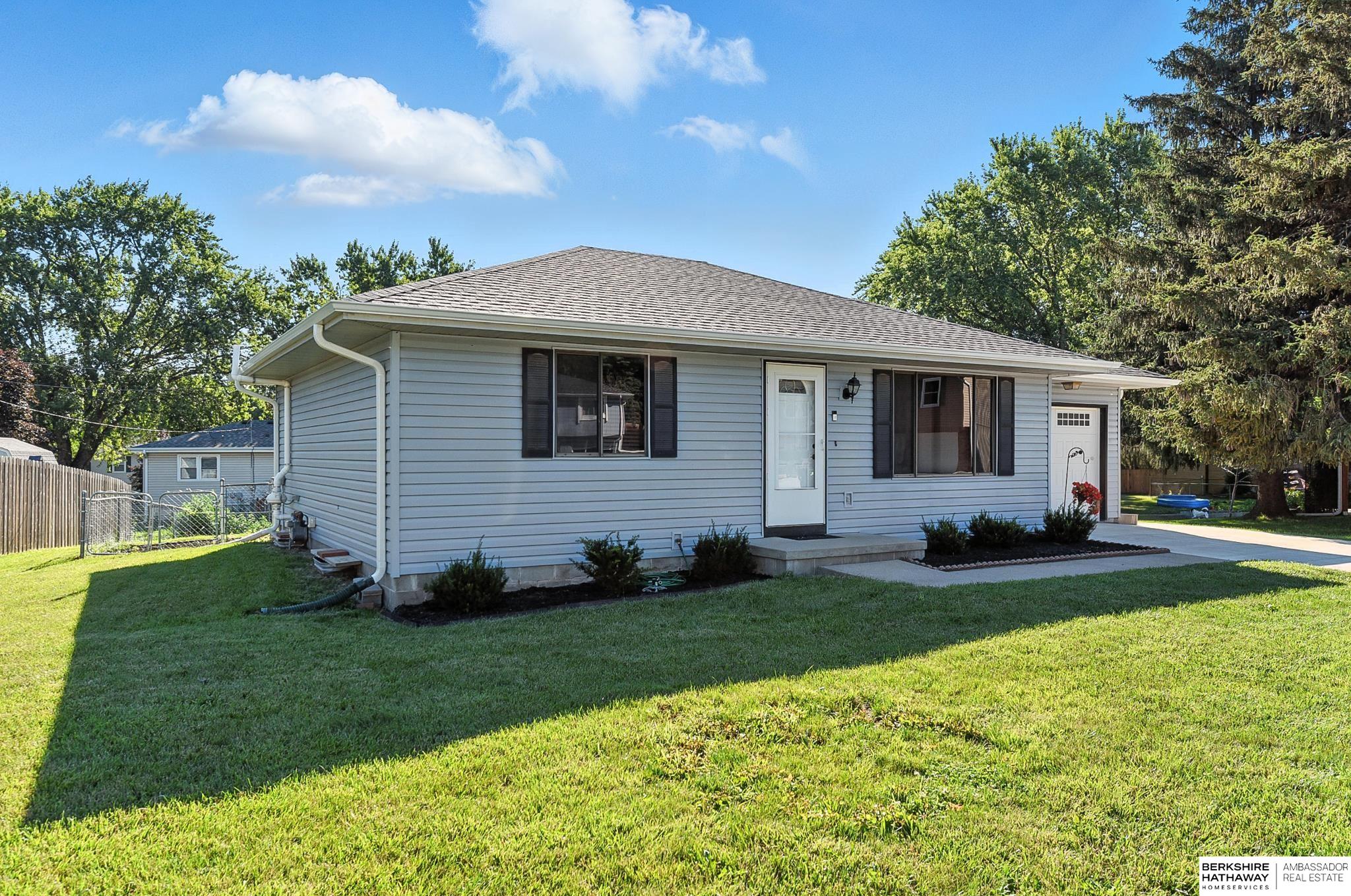 Blair, Nebraska 68008, United States, 2 Bedrooms Bedrooms, ,2 BathroomsBathrooms,Residential,Active,163773