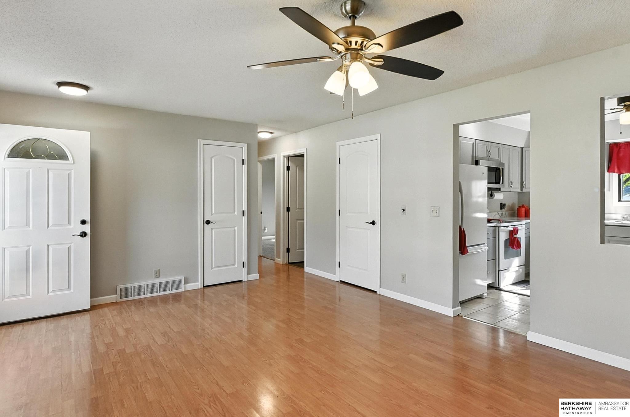 Blair, Nebraska 68008, United States, 2 Bedrooms Bedrooms, ,2 BathroomsBathrooms,Residential,Active,163773