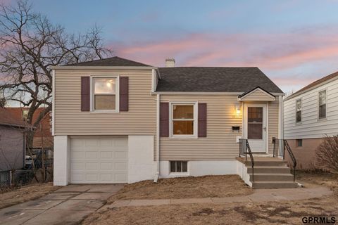 Photo of 5044 Corby Street, Omaha, NE 68104 (MLS # 22605826)