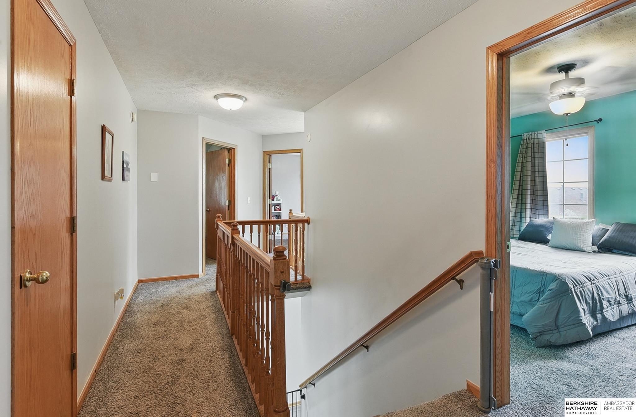 Omaha, Nebraska 68135, United States, 4 Bedrooms Bedrooms, ,3 BathroomsBathrooms,Residential,Pending,135890