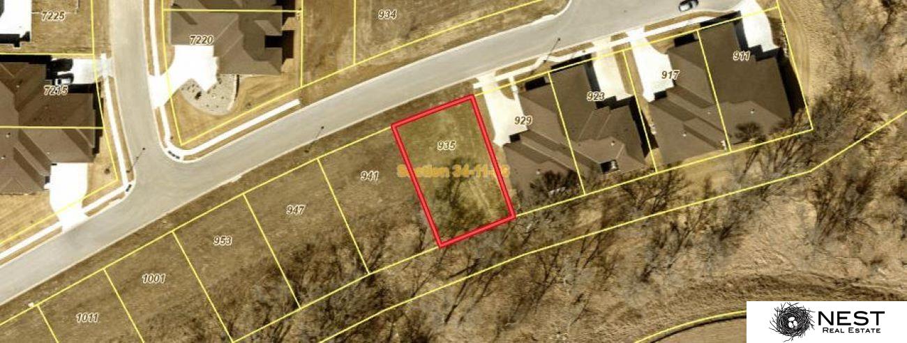 Photo 1 of 2 — 935 Lacebark Lane, Lincoln, NE 68521