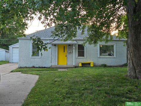 Photo of 2510 Hancock Street, Bellevue, NE 68005 (MLS # 22528647)