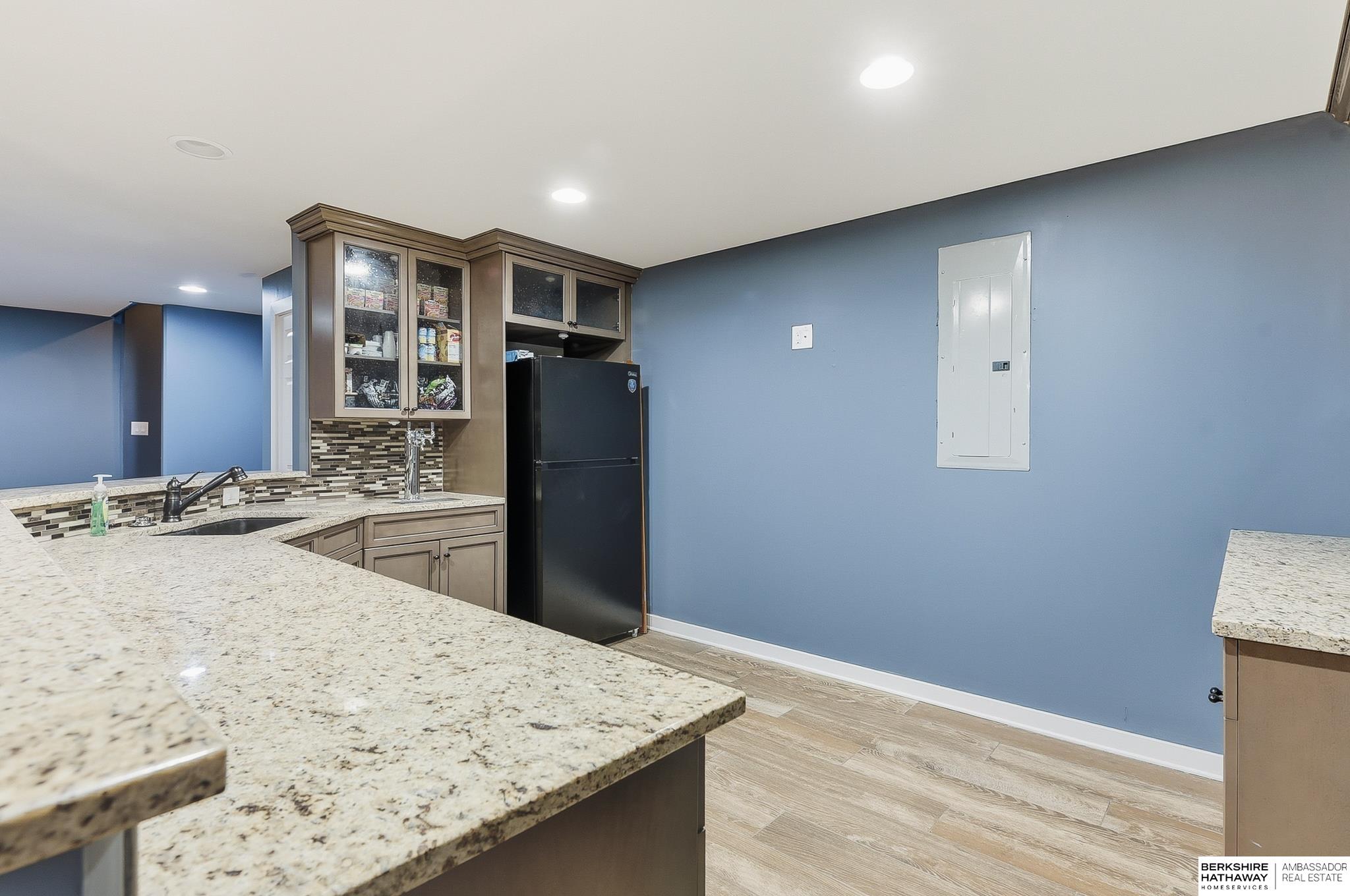 Omaha, Nebraska 68022, United States, 5 Bedrooms Bedrooms, ,3 BathroomsBathrooms,Residential,Active,245692