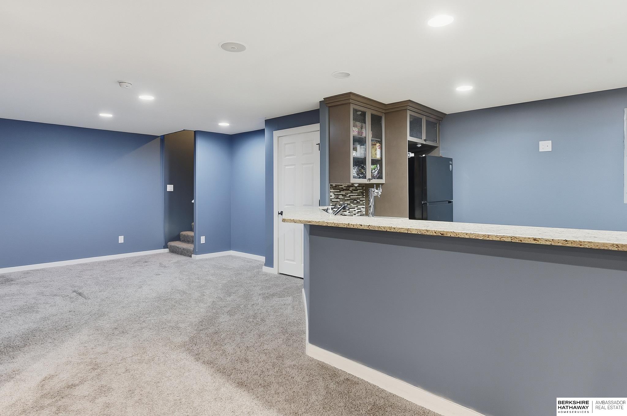 Omaha, Nebraska 68022, United States, 5 Bedrooms Bedrooms, ,3 BathroomsBathrooms,Residential,Active,245692