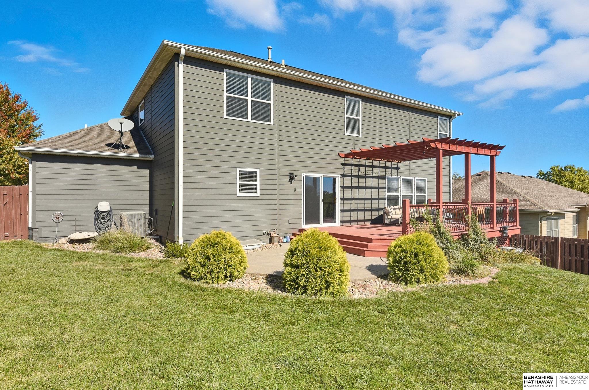 Omaha, Nebraska 68022, United States, 5 Bedrooms Bedrooms, ,3 BathroomsBathrooms,Residential,Active,245692