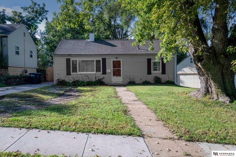 Photo of 6615 Seward Street, Omaha, NE 68104 (MLS # 22605776)