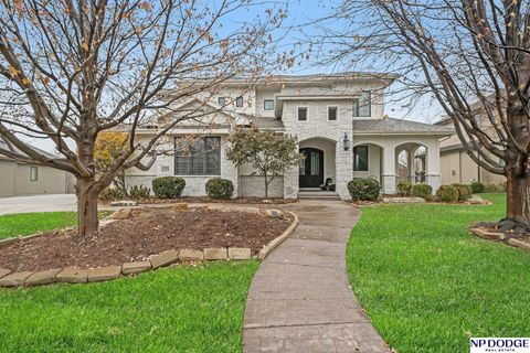 Photo of 21313 Hickory Street, Omaha, NE 68022 (MLS # 22607123)