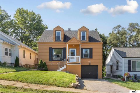 Photo of 4815 Spencer Street, Omaha, NE 68104 (MLS # 22528555)