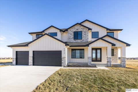 Photo of 6617 S 214th Avenue, Omaha, NE 68022 (MLS # 22535007)