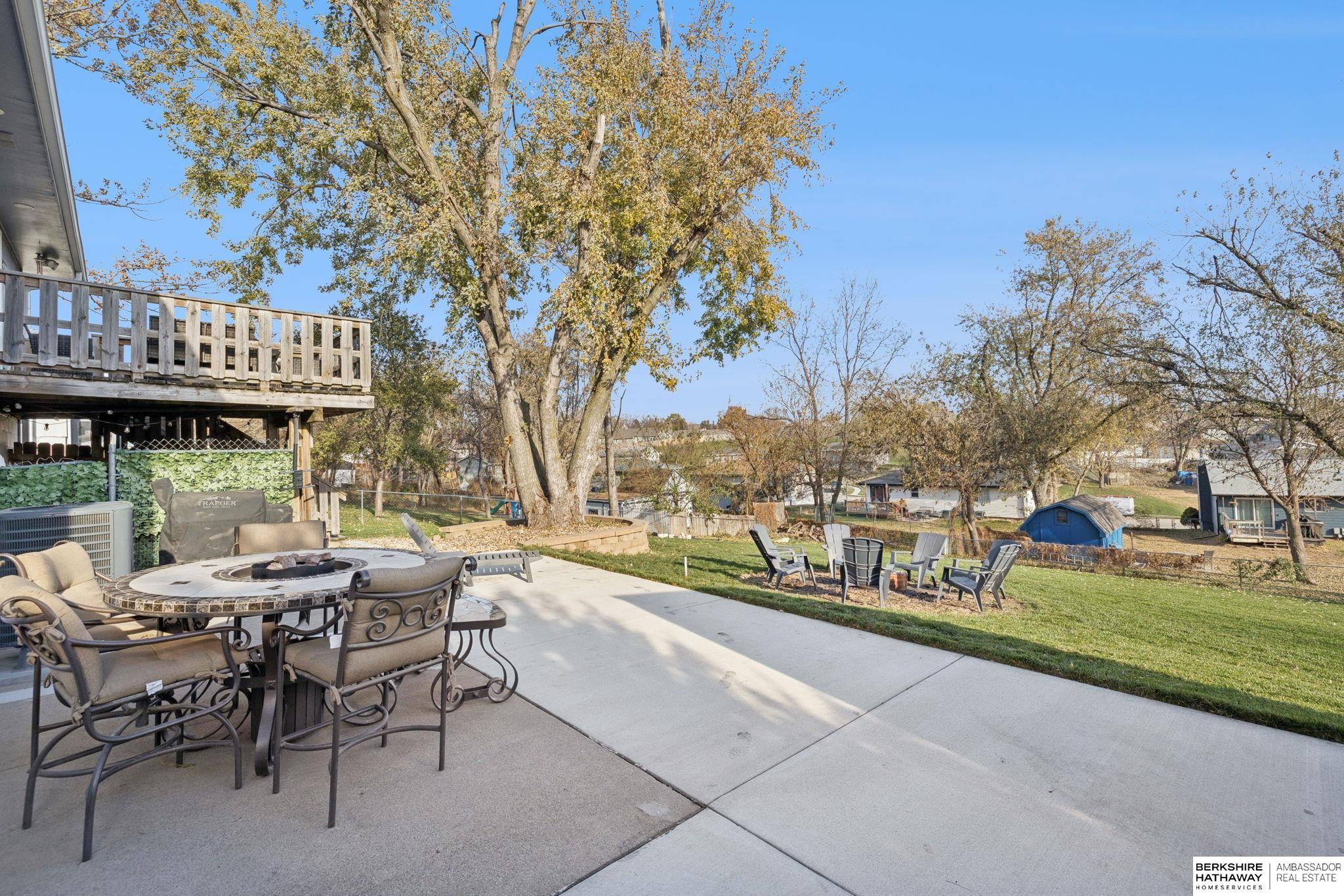 Omaha, Nebraska 68022, United States, 3 Bedrooms Bedrooms, ,2 BathroomsBathrooms,Residential,Pending,244641