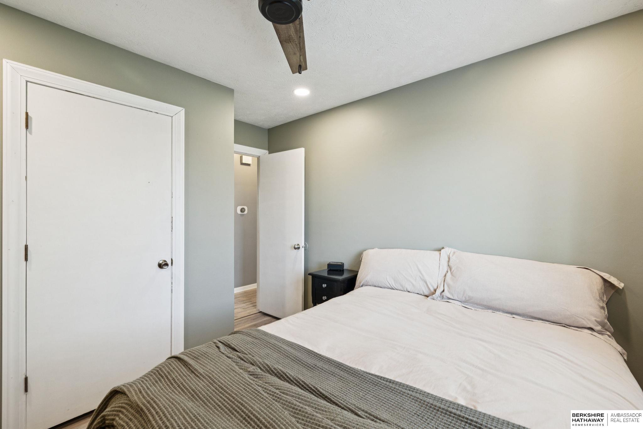 Omaha, Nebraska 68022, United States, 3 Bedrooms Bedrooms, ,2 BathroomsBathrooms,Residential,Pending,244641