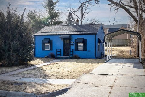 Photo of 3547 Drexel Street, Omaha, NE 68107 (MLS # 22604077)