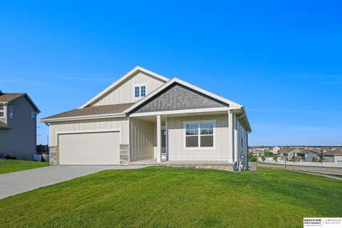 Photo of 10410 S 109th Street, Papillion, NE 68046 (MLS # 22616130)